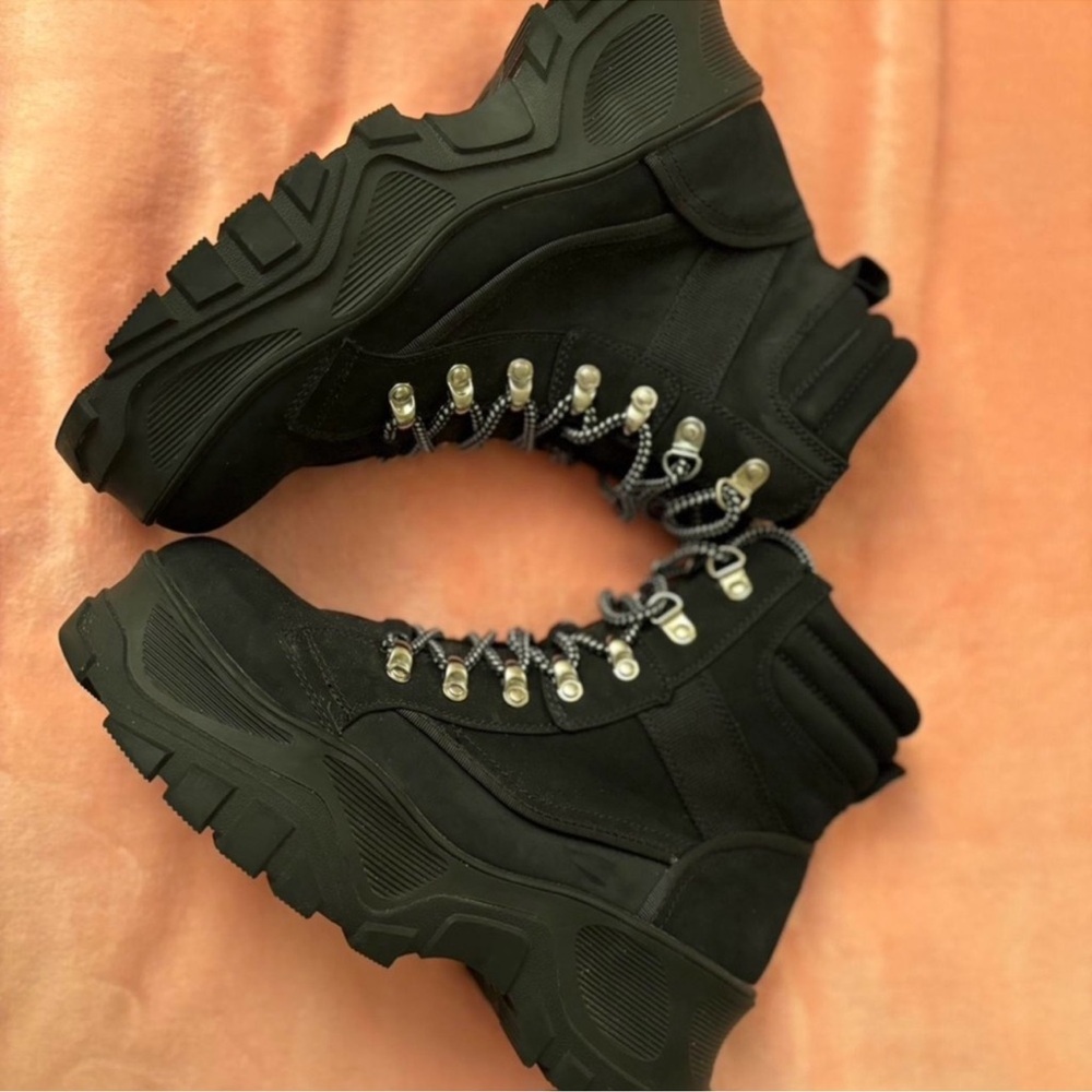 BUFFALO Combat Boots Size 40